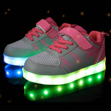Children Luminous Sneakers 2016 New Spring Kids Sneakers Rechargeable Colorful LED Shoes for Girls Boys Shoes With light-kids